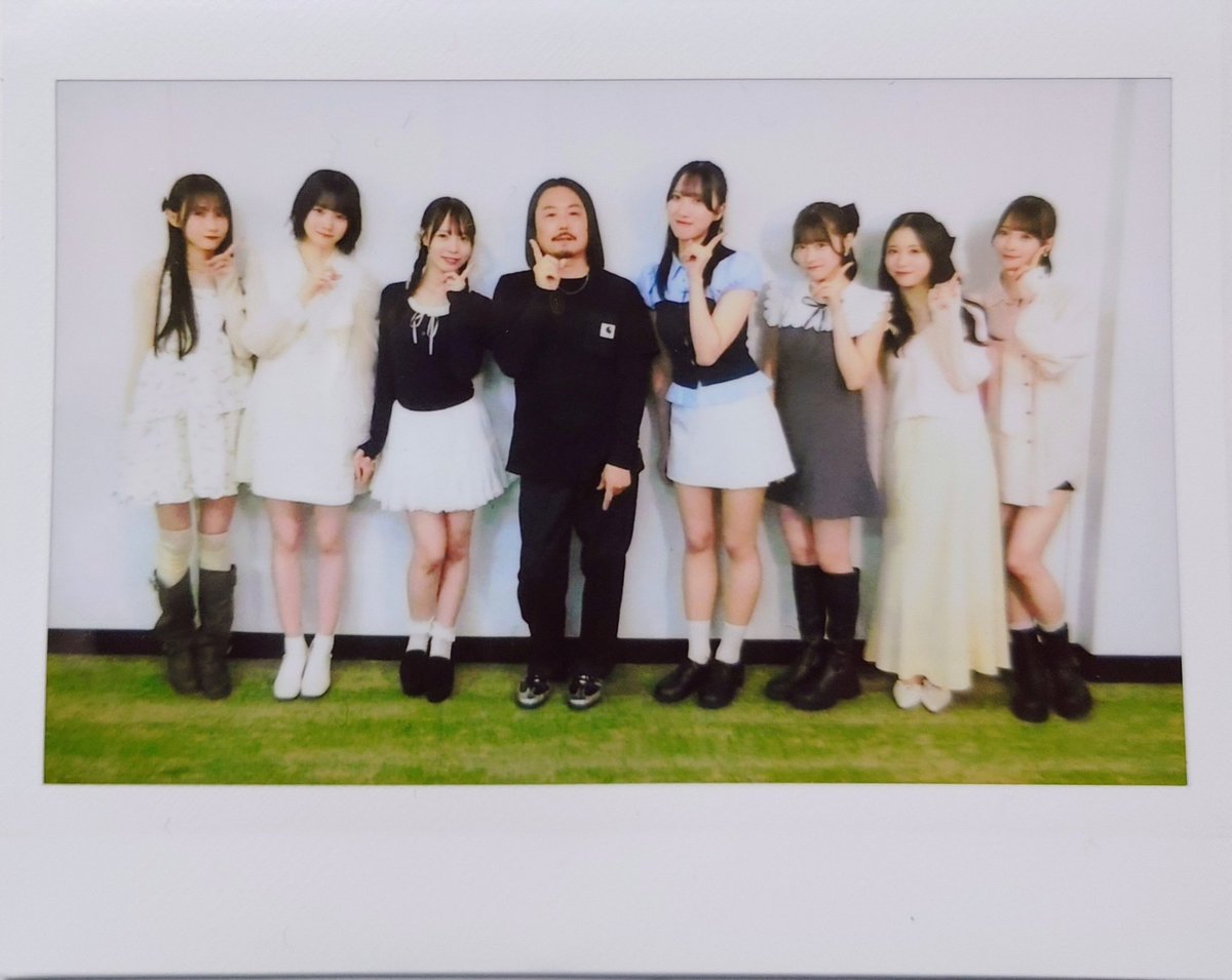 sunday_hh0077hh's tweet image. 2026.5.06
『AsIs GW大特典会2部』
@ ワールド宇田川ビル
1周年の『1』をメンバーみんなにやってもらいました☝️
#AsIs #アズイズ
#北川姫子 #北川の右側