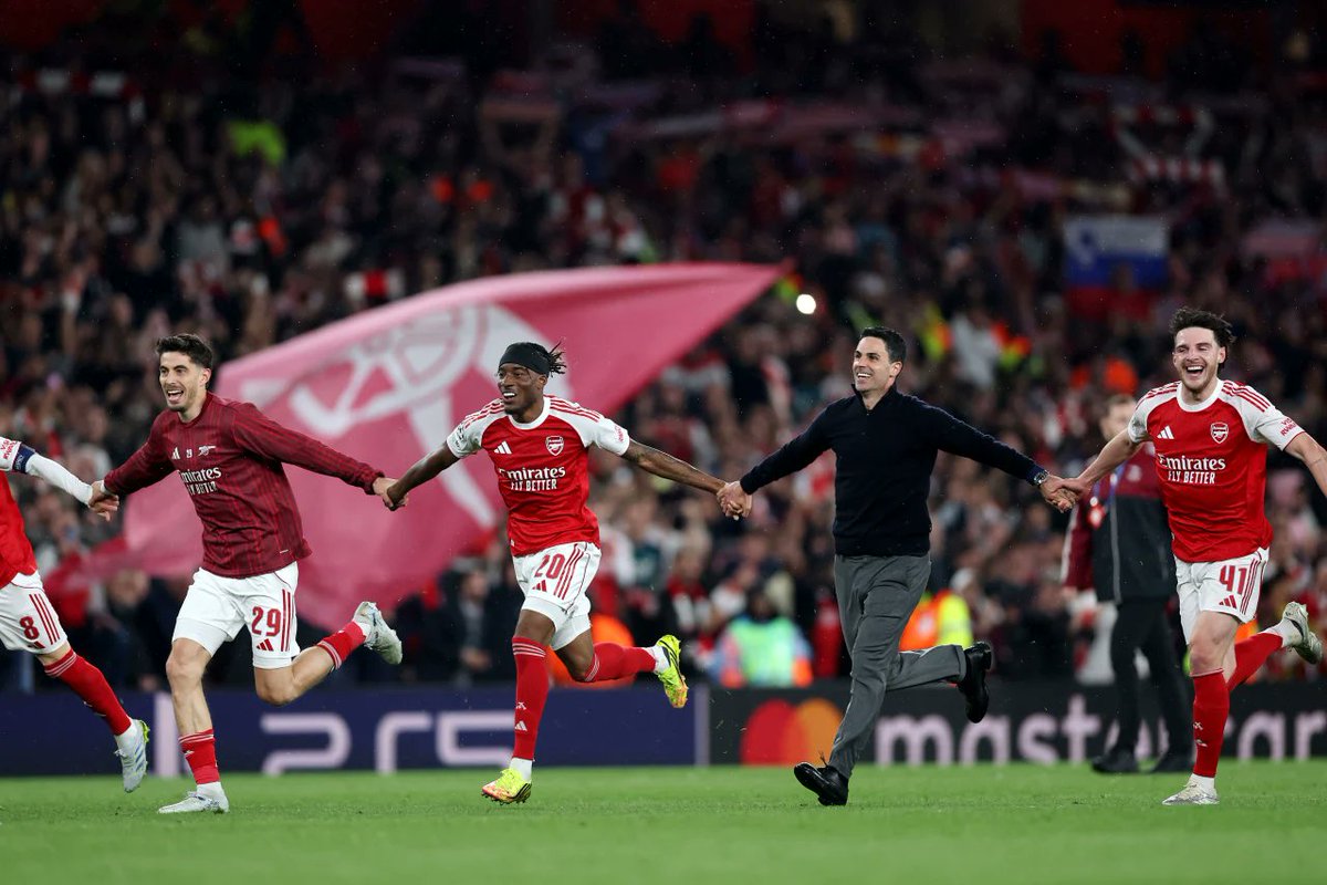 Richinbodymind's tweet photo. 5 Beautiful facts you probably didn't know about Arsenal Football Club 🔴

👕 Arsenal's original kits were donated by Nottingham Forest. Two of the club's founding members had previously played there. A debt we never talk about enough!

🏆 Arsène Wenger was the first foreign manager in history to win the Premier League title. A true pioneer.

⚽️ Arsenal are the only top-flight English club to ever win six matches in a single calendar month without conceding a single goal. Fortress.

🥅 The club's biggest ever victory came in 1893. A stunning 12-0 demolition of Ashford United. Ruthless from day one.

💪 Beyond the Invincibles, Arsenal holds the Champions League record for the longest consecutive run without conceding. An extraordinary 995 minutes of clean sheets during the 2005/06 season.

The most successful, most historic, most beautiful club in England. Simple. 🔴⚽️