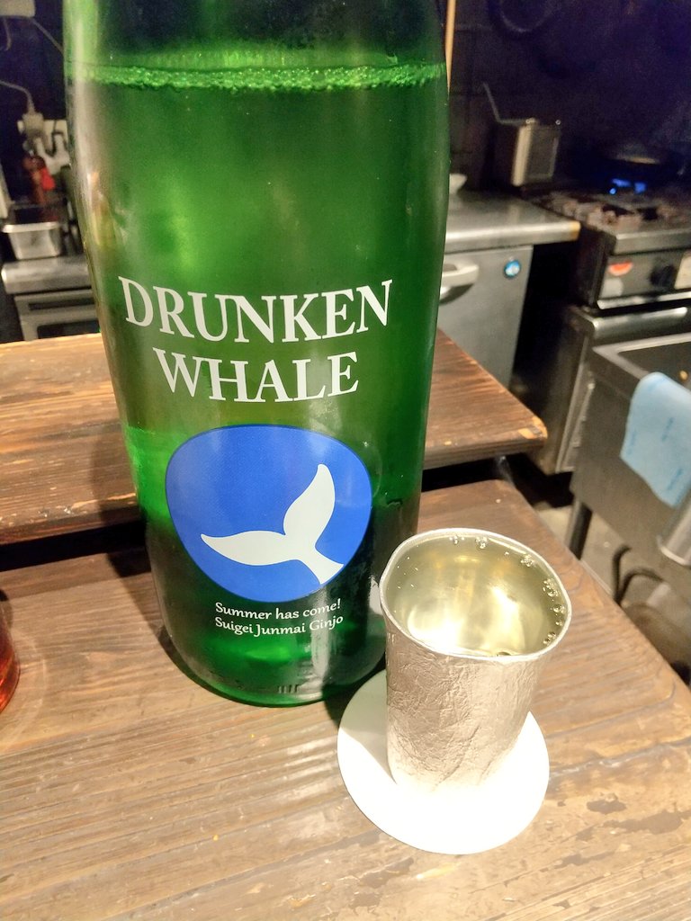 本日は梯子酒♪

2軒目も初訪問 ぽんしゅや 三徳六味 さんに(*^_^*)

お一人様限定のおまかせアテ盛りがお酒が進みまくる組み合わせで最高過ぎた(*≧∀≦*)

日本酒は陸奥八仙に酔鯨♪