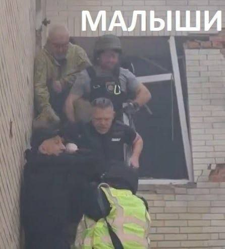 Polisopher tweet media