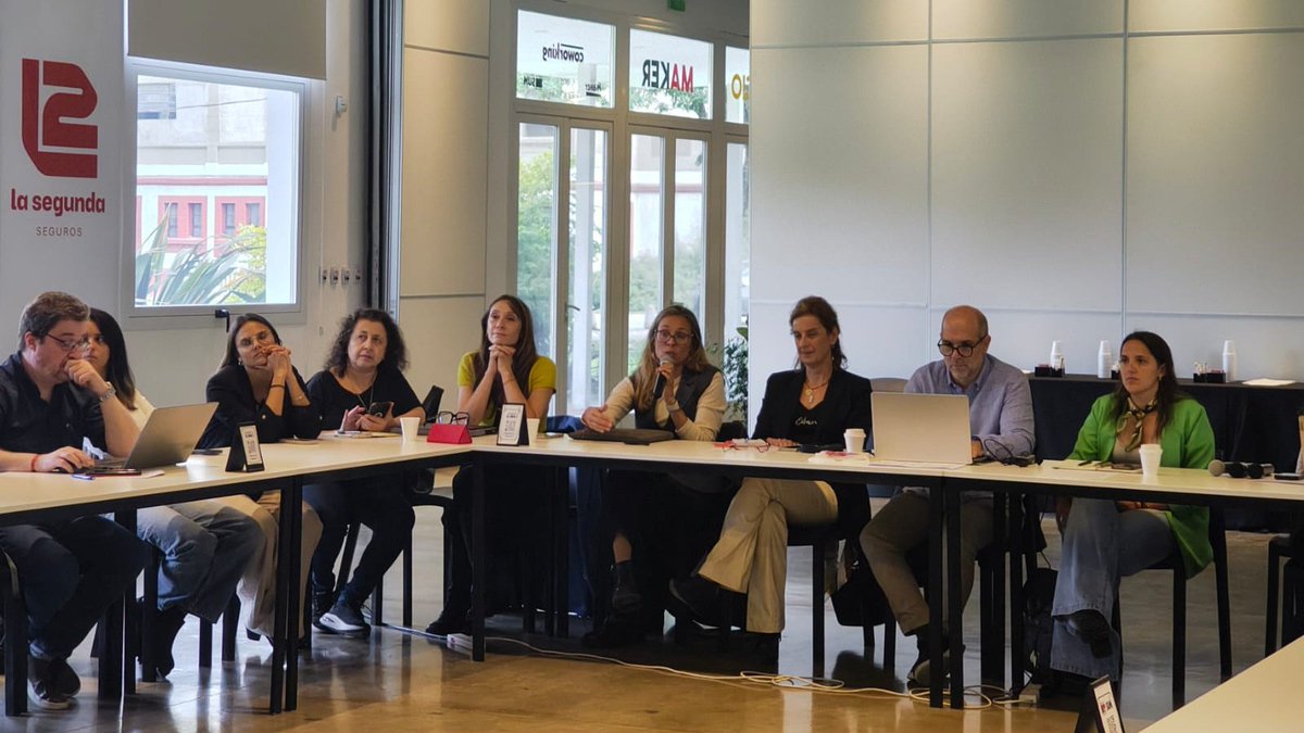 CienciaSantaFe's tweet photo. 🚀 Santa Fe fortalece su agenda estratégica en biotecnología y tecnologías digitales

Con Rosario como sede central y nodos activos en toda la provincia, llevamos a cabo un encuentro simultáneo para potenciar el ecosistema biotecnológico y digital. https://t.co/HdhryqZHEW