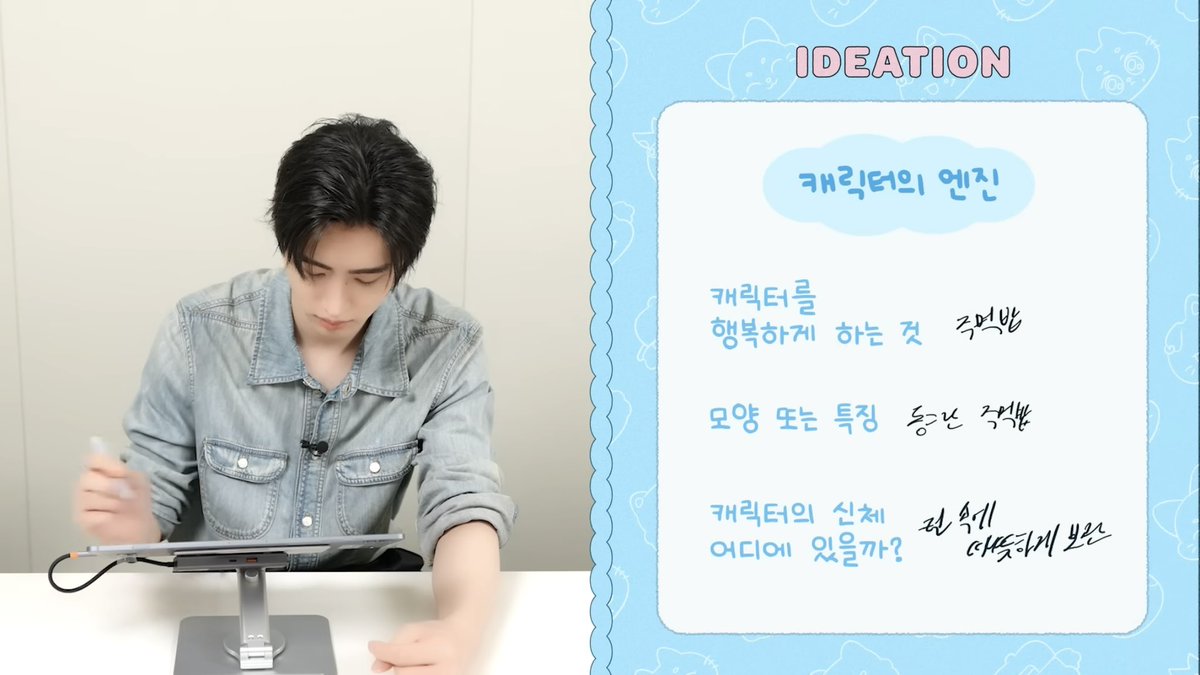 리리 tweet media