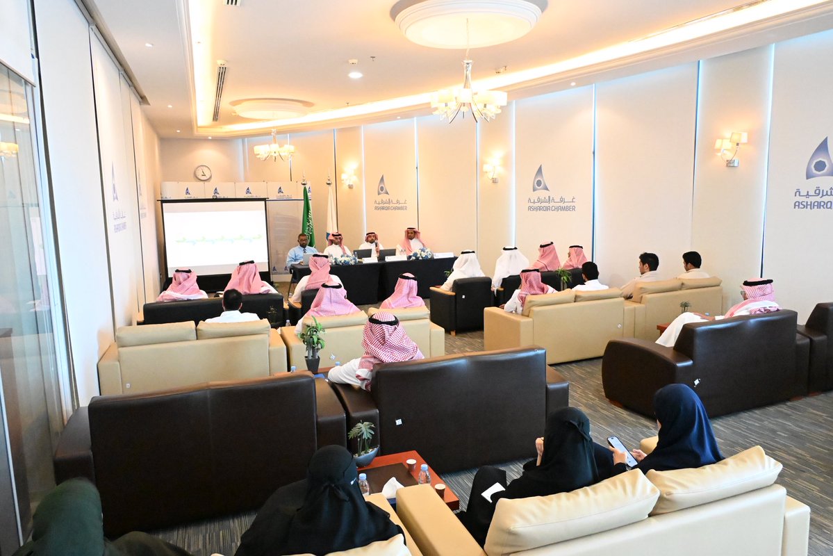 #غرفة_الشرقية tweet media
