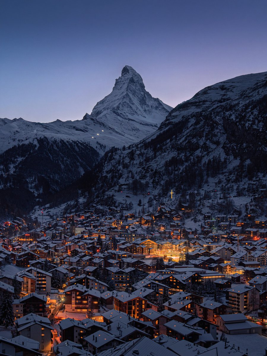 The Earth tweet media