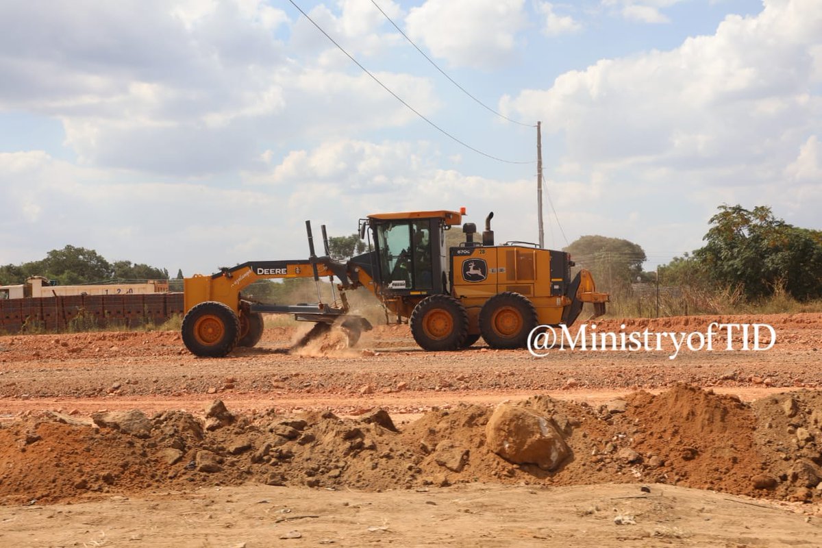 MinistryofTID's tweet photo. Work in Progress on the Chitungwiza Road Construction Project (Irvines Area)
Progress continues on one of the Ministry's key infrastructure projects, as construction advances on this vital road artery in the Irvines area of Chitungwiza.
Once complete, this road will significantly ease congestion for thousands of daily commuters, improve connectivity, and provide a much-needed boost to local economic activity.
Together, we are building a Zimbabwe that moves forward. 🇿🇼
#ZimbabweInfrastructure #KilometerbyKilometer #RoadConstruction #InfrastructureDevelopment #BuildingZimbabwe