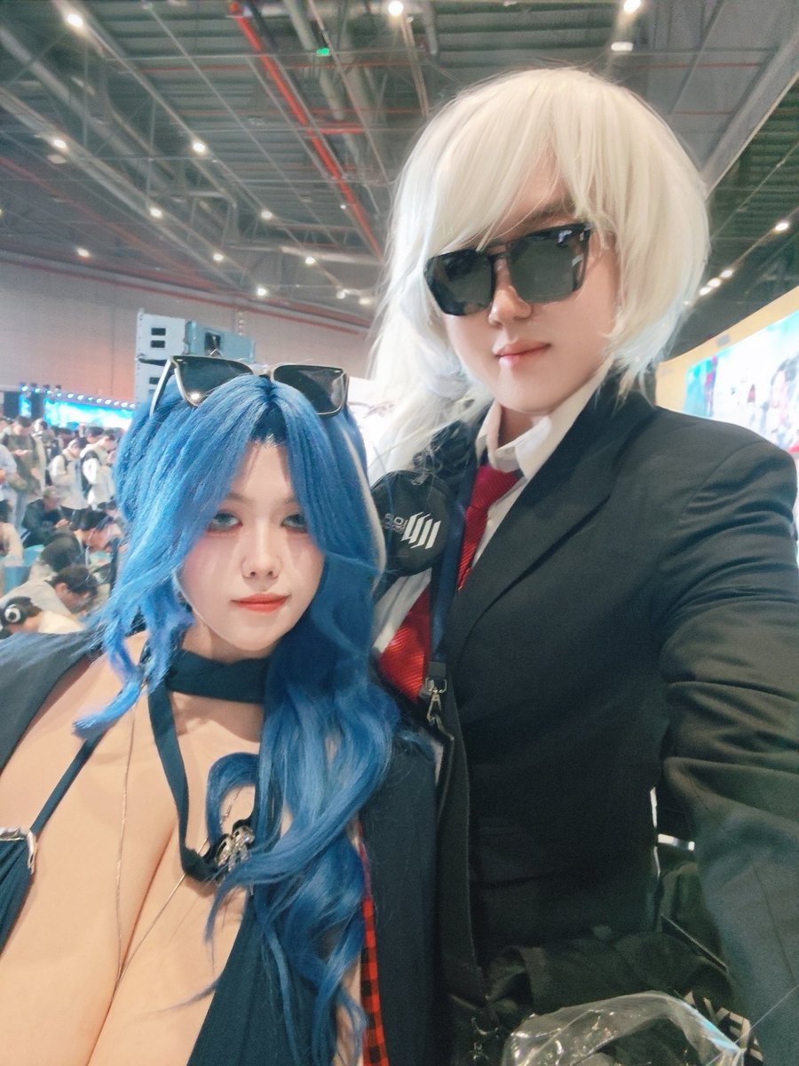 一些返图。收到了返图才发现好高的莱娅姐啊 https://t.co/xeeYCod8GC