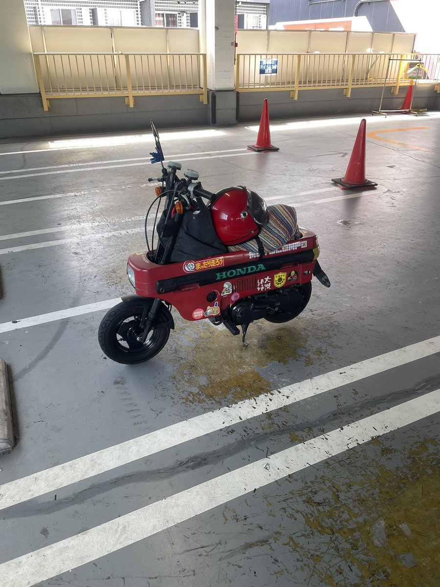 OSSAN401's tweet photo. ゴールデンウイークが終わる
モトコンポもなんだか物悲しく見える https://t.co/tOXFU8uQWB