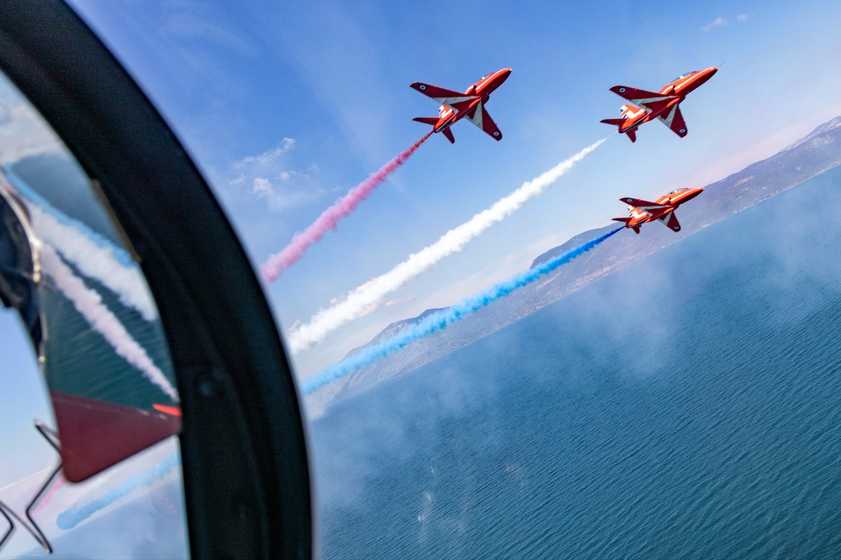 rafredarrows's tweet photo. Great skies in Greece as the Red Arrows enter the final phase of pre-season training. Glorious pictures by our imagery team, including air-to-air shots from a photochase sortie. 

#RedArrows | #RAF https://t.co/uaEkt2oErN
