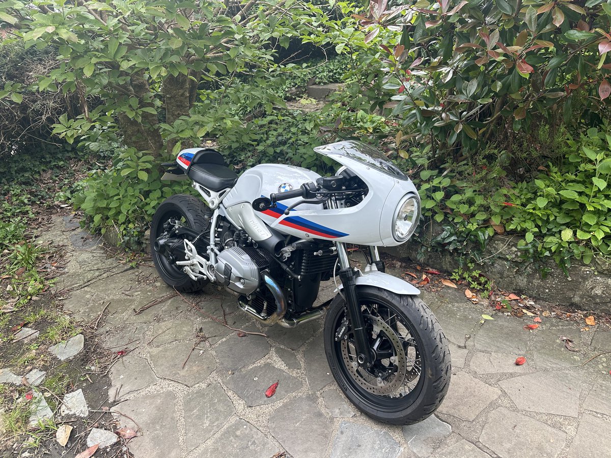 caferacershaun's tweet photo. Got to love new bike days! https://t.co/pJKAs1AsSO