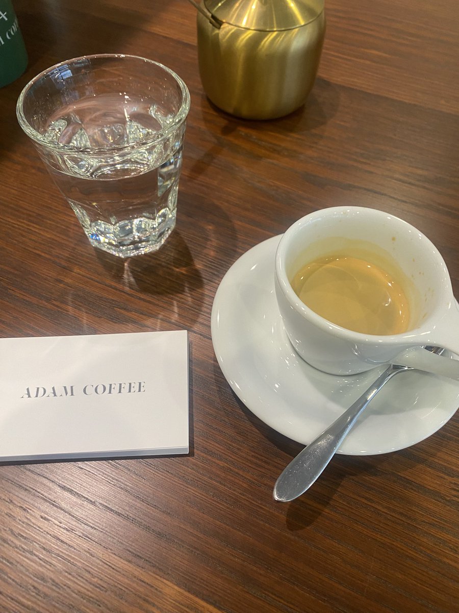 エスプレッソは、キマればなんでもいいと思ってる。
パナマのエスプレッソは飲んでみたいな。