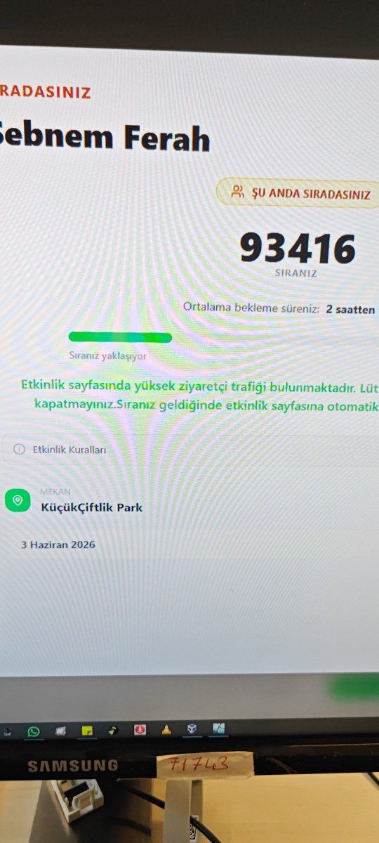 1907Liberty's tweet photo. Biletix de bitmiş görünüyor ama bubilet te halen devam ediyor. Kim kandırıyor, #şebnemferah https://t.co/JP7jHGHx9b