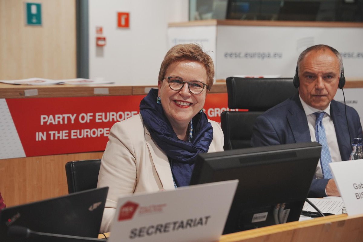 PES Group | European Committee of the Regions tweet media