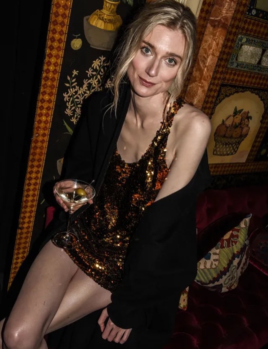 archivedebicki's tweet photo. elizabeth debicki ✨ https://t.co/pPD795CYWt
