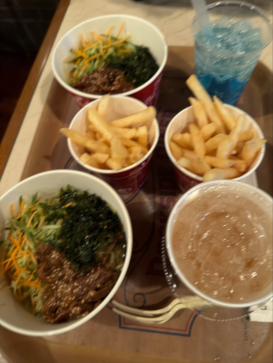 panda_arzm's tweet photo. 冷やし麺はじめました
チキンはなかった
出てくれるかなあ
今年も私は冷やし麺で生きます👼 https://t.co/z9u5gzLJhP