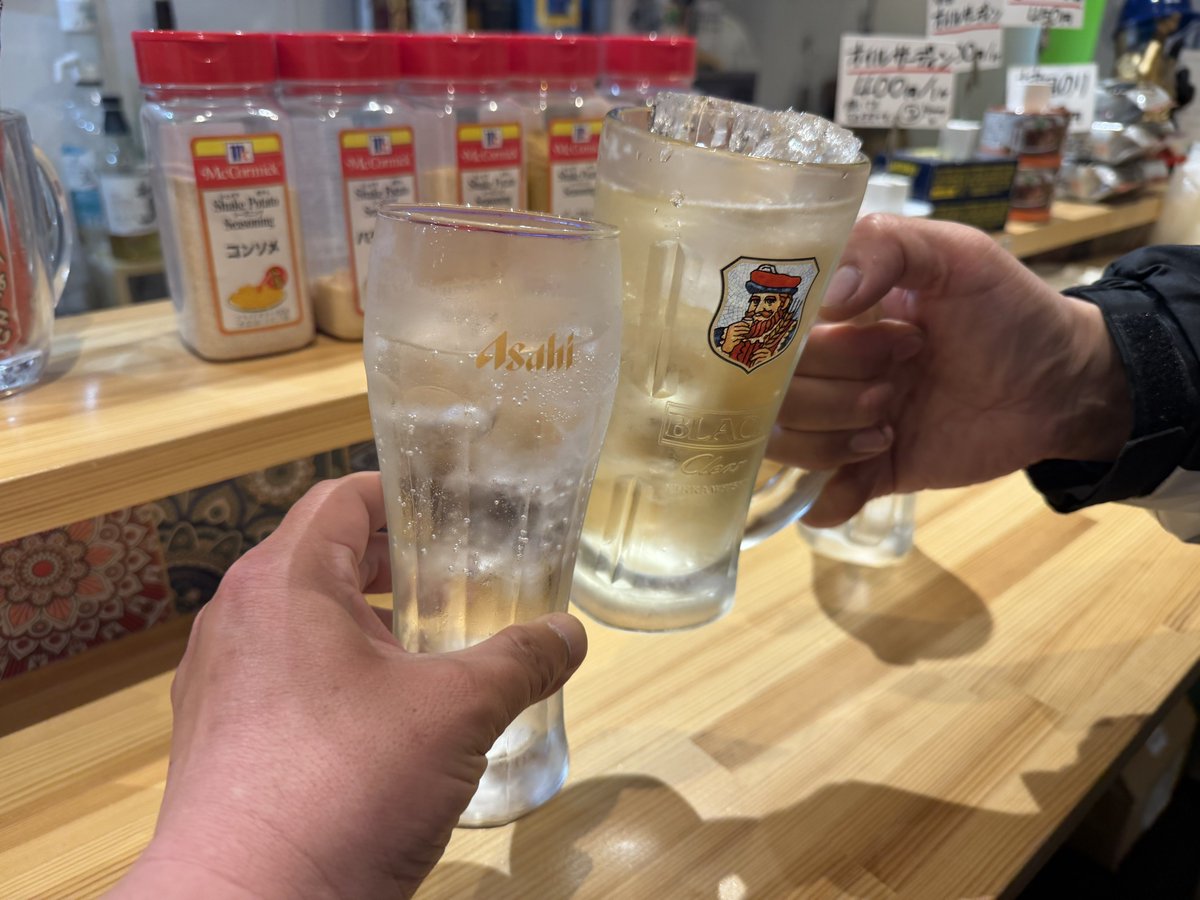 やっすん tweet media