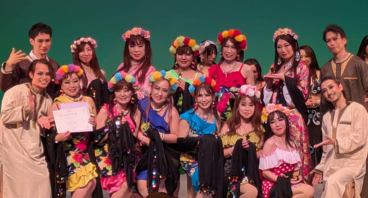 malica2's tweet photo. ハルハーリンのみんな〜お疲れ様でしたー❣️
11人の群舞、合わせるの大変だったけど
めちゃくちゃ可愛かったです❣️
頑張ってくれてありがとうー💕💕💕
シンクロナイズド賞🏆いただきました🙌
#ミラーヤ
#エスカンダラーニ
#アンクレット
#dancingstars https://t.co/EWizahDH2n