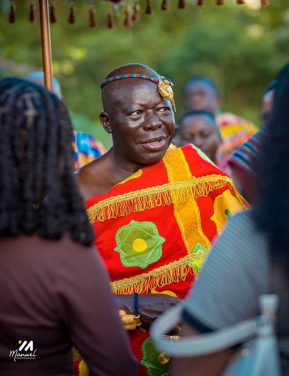 utvghana's tweet photo. Happy 76th birthday to His Royal Majesty Otumfuo Osei Tutu II, the Asantehene.

Long live the King—may your wisdom and leadership endure.

📸: @manuelphotography_official 

#UTVGhana https://t.co/K57NQNBhGy