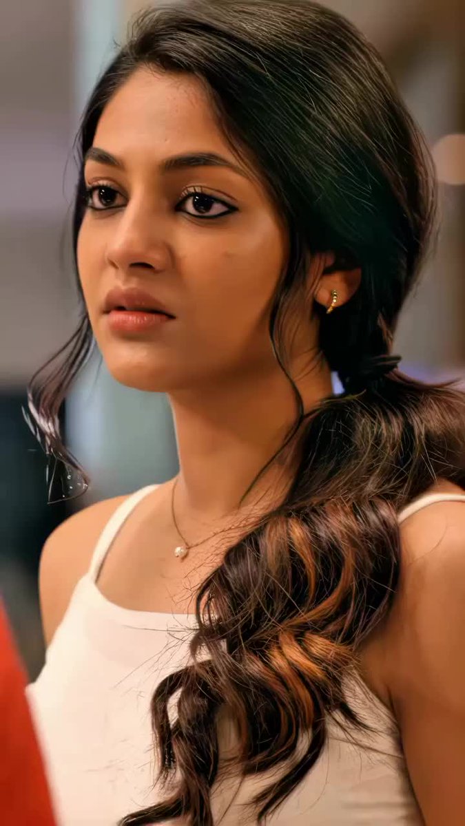 Sissy_Thara's tweet photo. Sissy me - na girl ela pottachi nu solite , kunji eruku nu solite apdiyum room podalam va d nu kupdrenga yen mela ena avlo veri ungaluku

Twitter uncle - yelam un young age dhan d uncle a sundi elukudhu , ne vandha matum podhum d una pona mathi na anubavikuren . Va d Chellam https://t.co/Ym8ZIWoFmv