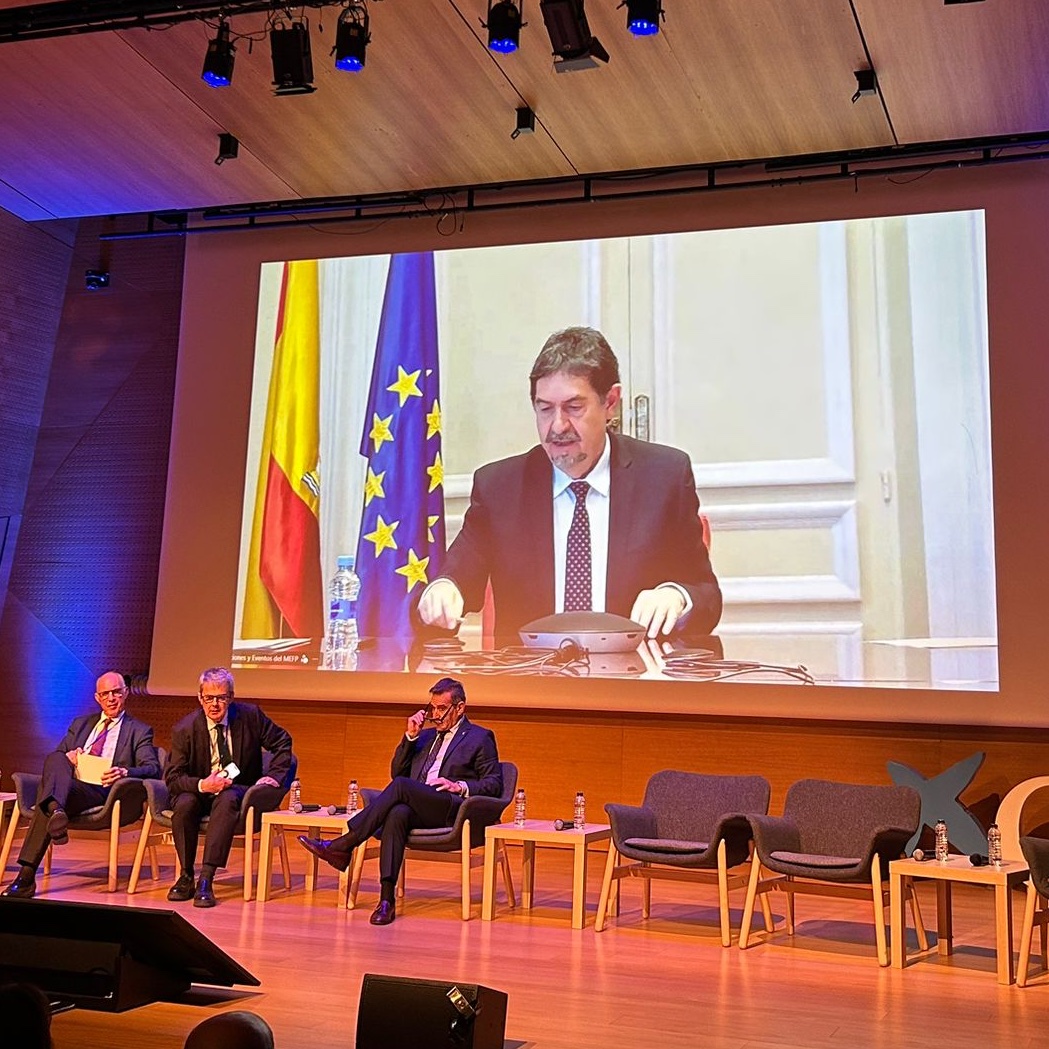 HumanAI_Tech's tweet photo. Nuestra CEO @marietabeun está en Zaragoza en el encuentro de #ONED: "Liderazgo para la modernización del sistema educativo" por que en @HumanAI_Tech sabemos que la #IA puede ayudar a entender mejor el #talento y mejorar la empleabilidad desde la base. https://t.co/aqxlr7ixip