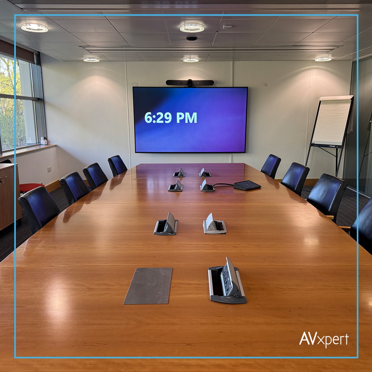 AVXpertLimited's tweet photo. At AV Xpert, we design and install professional meeting room AV solutions tailored to the way your business   works.

Find out more in our blog, the latest in our Meeting Room Tech Upgrade Series 👇

https://t.co/Wg8s31XRZt

#AVXpert #AVThatMeansBusiness #AmplifyYourBrand https://t.co/EUwjzZljED