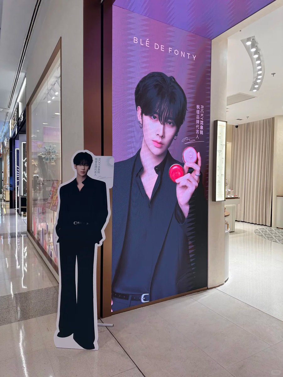Ttopazz_lovericky_ver tweet media