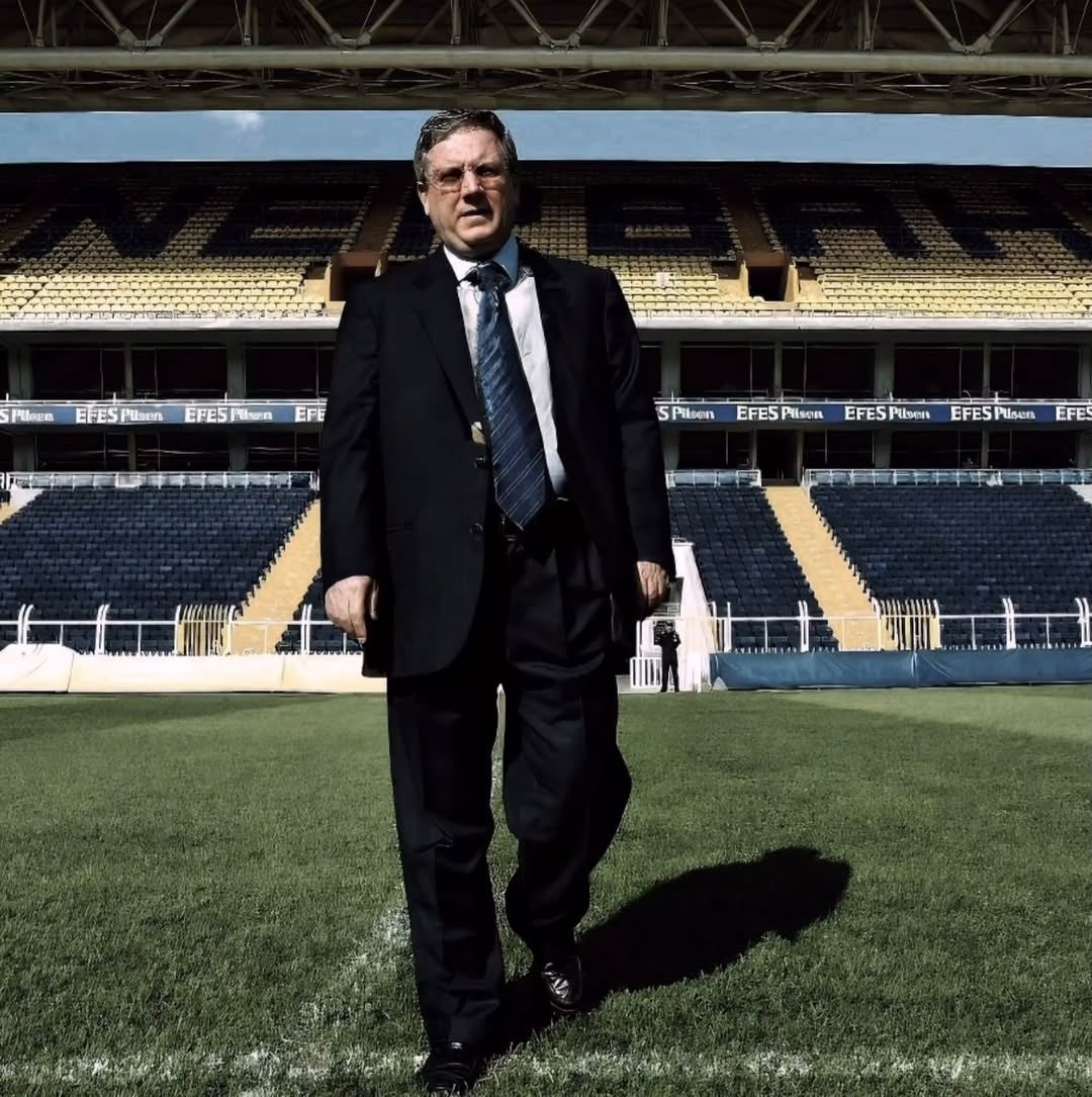 onurrufb's tweet photo. Büyük Başkan Aziz Yıldırım 💛💙

#AzizYıldırım https://t.co/fUQTtOUQa3