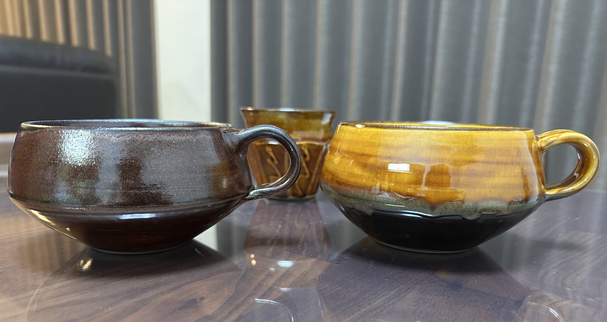 poorman50's tweet photo. 特別発注した江戸時代風(算盤玉型)の小鹿田焼
スープ皿やサラダボウルにも使えるサイズ感で、流石の風格
#ウチの小鹿田焼 https://t.co/ILDqgWVeDR