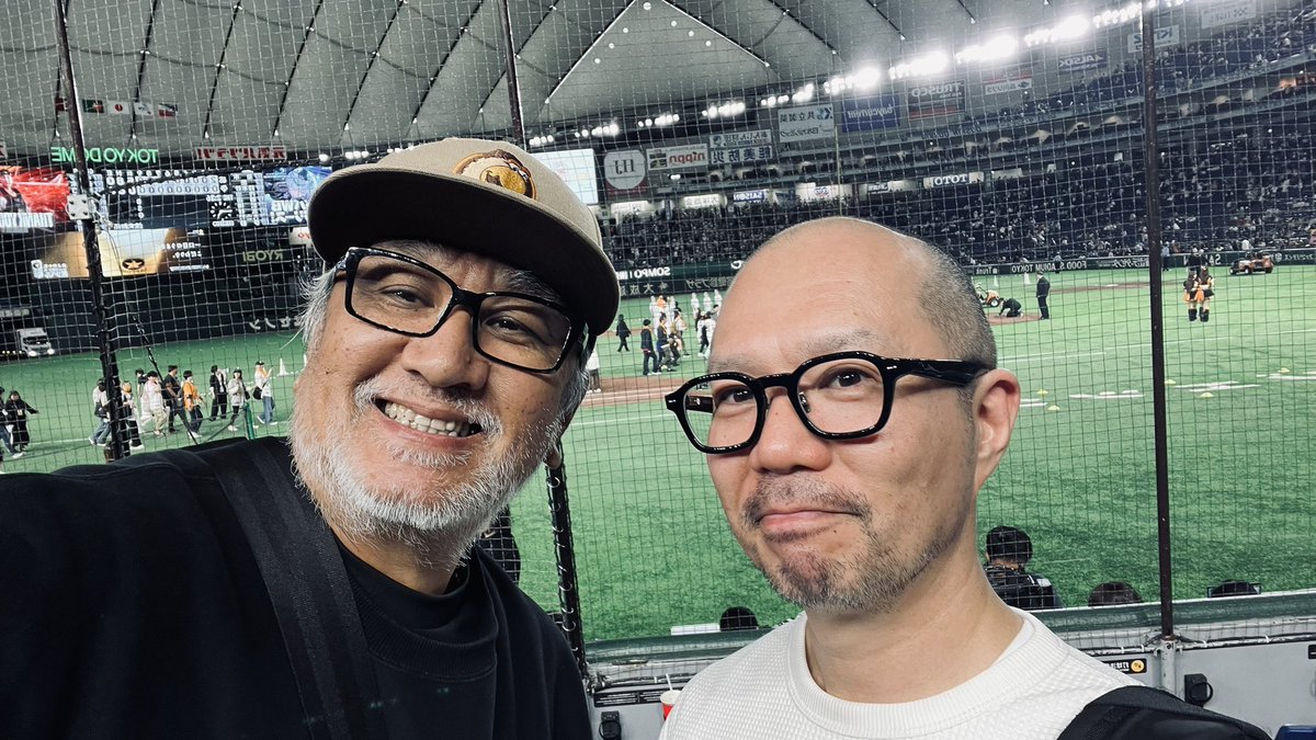 rmbrasouli's tweet photo. RyokanとSwallows応援 by 東京ドーム。

今年のスワローズ、いい感じです。
どうか怪我人が出ませんように。

すわほーー！！ https://t.co/OWwde9khqb