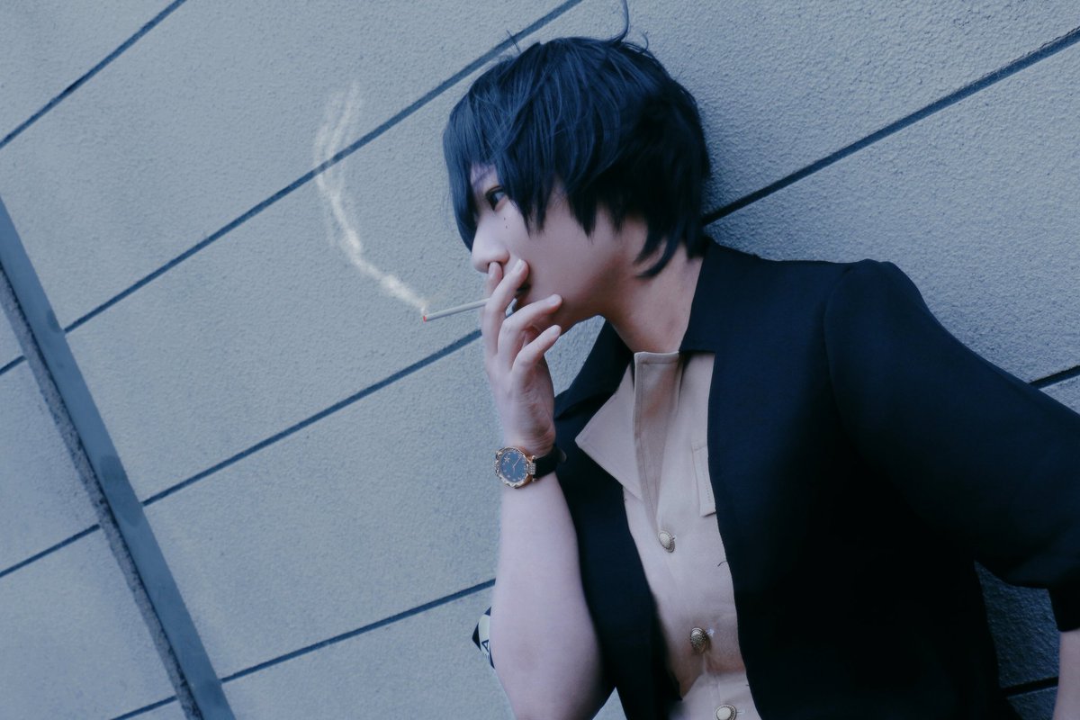 uiuinattu's tweet photo. Cosplay⚠
エイトリ   叢雲添☁🍺

※咥えているだけなので煙草には火をつけてないです。
photo  ゆな
#ひなたいち
#フレコス
#18trip_cos https://t.co/QjAawOP19T