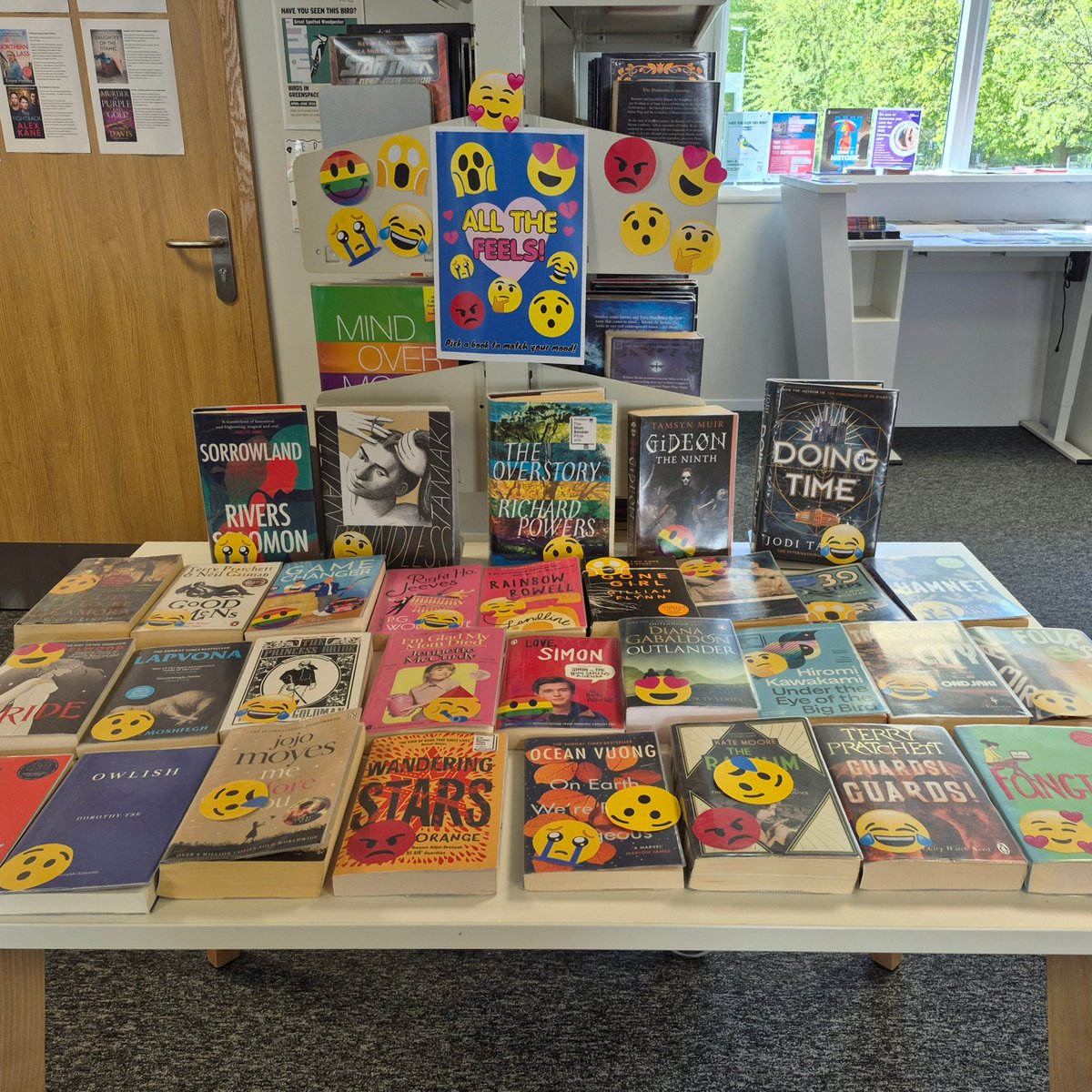 North Lanarkshire Libraries tweet media