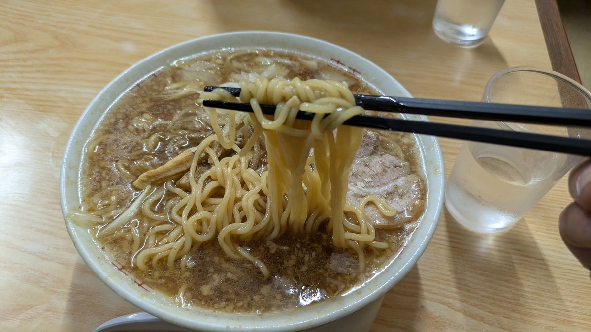 シャワさん tweet media