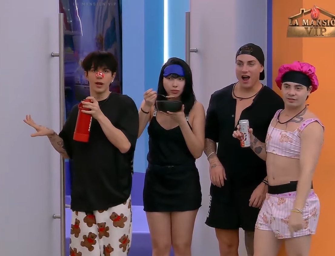 Otra noche sin dormir por culpa de la migajera de Kim 😭

#lamansiónvip #LaMansionVip