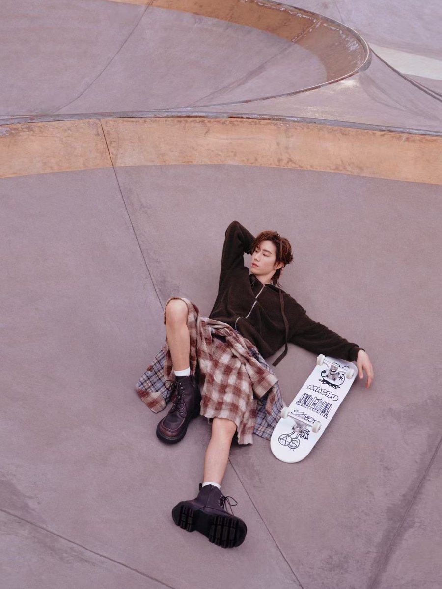Mark Tuan Official tweet media