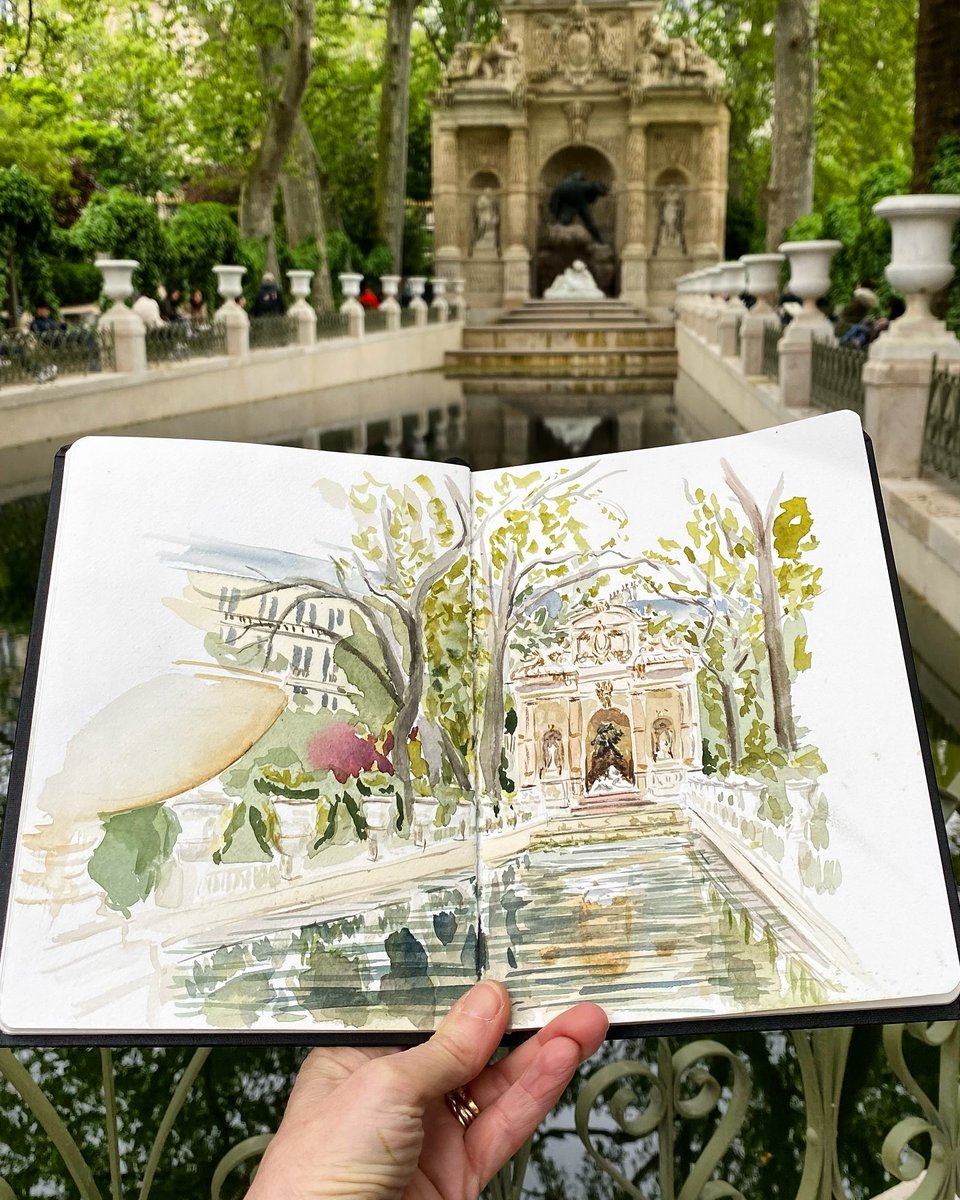JardinLuco's tweet photo. Quand vous dessinez le Jardin du Luxembourg - épisode 2

Aujourd’hui, nous partageons des regards d’artistes qui ont choisi de croquer la fontaine Médicis ⛲️

Merci à eux pour avoir réussi à magnifier l'un des éléments majeurs du patrimoine du Jardin du Luxembourg.

Si vous aussi vous dessinez le Jardin, n’hésitez pas à nous taguer pour que nous puissions repartager vos créations !

Nos dessinateurs et peintres du jour à retrouver sur Instagram :
mapetiteusinebricole : https://t.co/Ap282OShwW https://t.co/HDpj2NLXtR : https://t.co/Pswt27ItG8 nathalie_ollagnier : https://t.co/tCPQqXJ5l2 jenlublindesign : https://t.co/aZ95rVAcZU estelle.b_illustration : https://t.co/BHWR1iCG5C