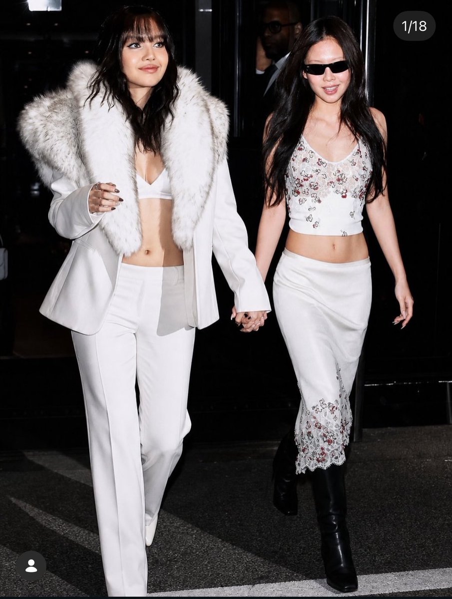 DAMN MY PARENTS!?!?!?!?

#JENLISA