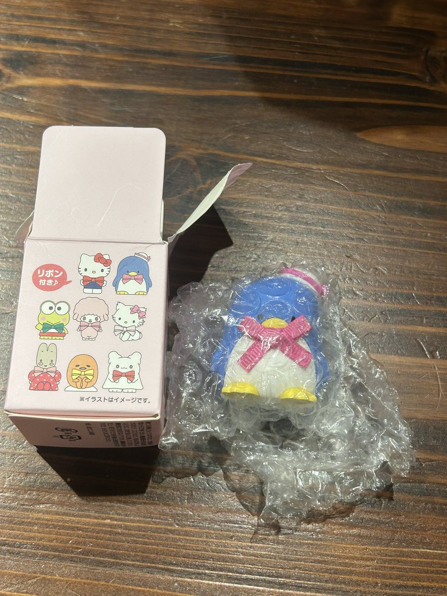 bjmy22's tweet photo. サンリオ　キャラ大　キャラクターズ大賞 シークレットピンズ　ピンズ

譲 ミミィ、タキシードサム
求 タイニーチャム、マイメロディ

こちら郵送希望です📮
お気軽にお声掛けください。 https://t.co/BzcIS0W38Y