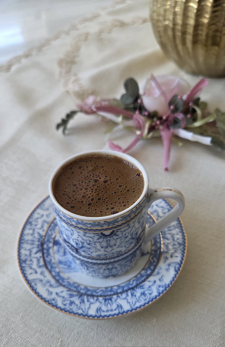Ayşgl tweet media