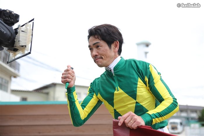 競馬ラボ tweet media