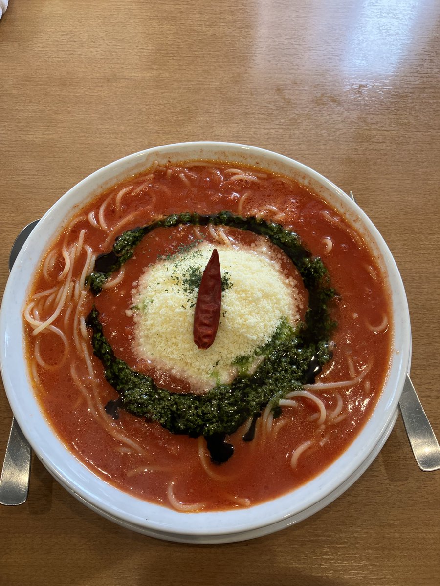nononobass's tweet photo. 今週末は椿姫🌹
そして旅先のおいしい思い出😋 https://t.co/ewAwj9MSJC