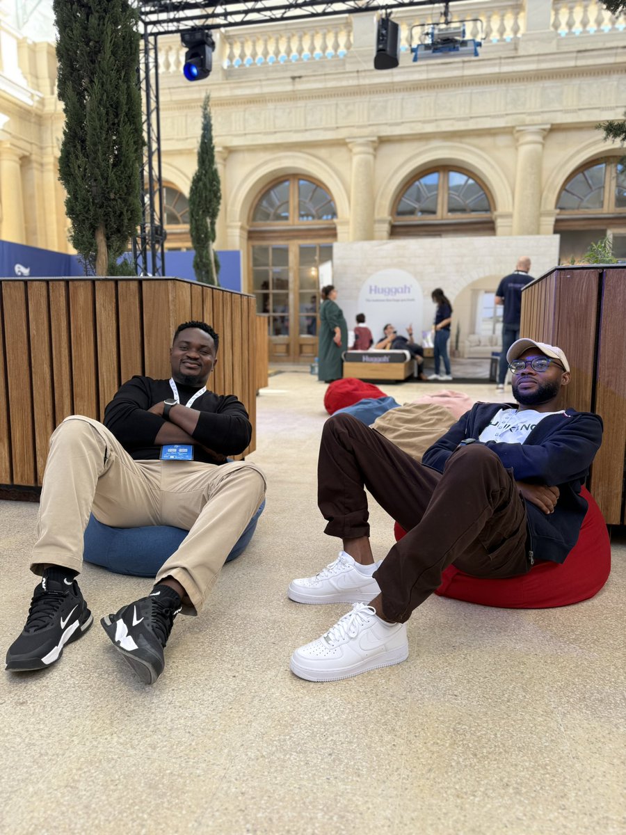oniicode's tweet photo. Today is a big dayyyy, it is @absarpong_’s day 🎉🎂 My brother 😎

Happy birthday to you brother 🫱🏿‍🫲🏽

More wins!!! The Audi is sure! https://t.co/t0Gi08Z88c