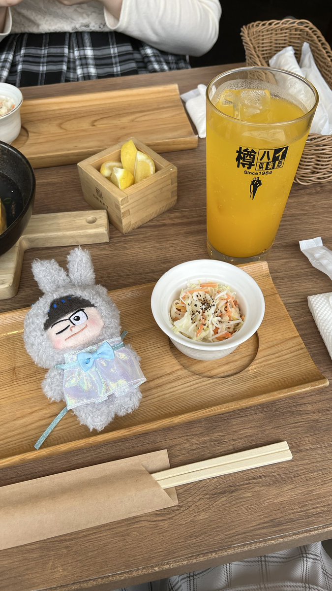 hachi__matsu1's tweet photo. ねくらちゃんと鳴り田ちゃんたちと打ち上げしました☺️料理全部美味しくてとっても満足😋(岩塩バニラアイスがうますぎた！) https://t.co/PwO3KPpH8N