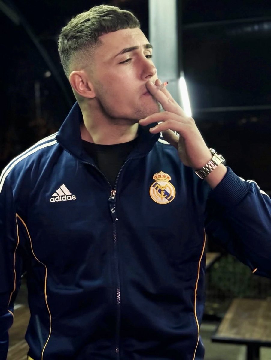 Marlboro & Hard Dick tweet media