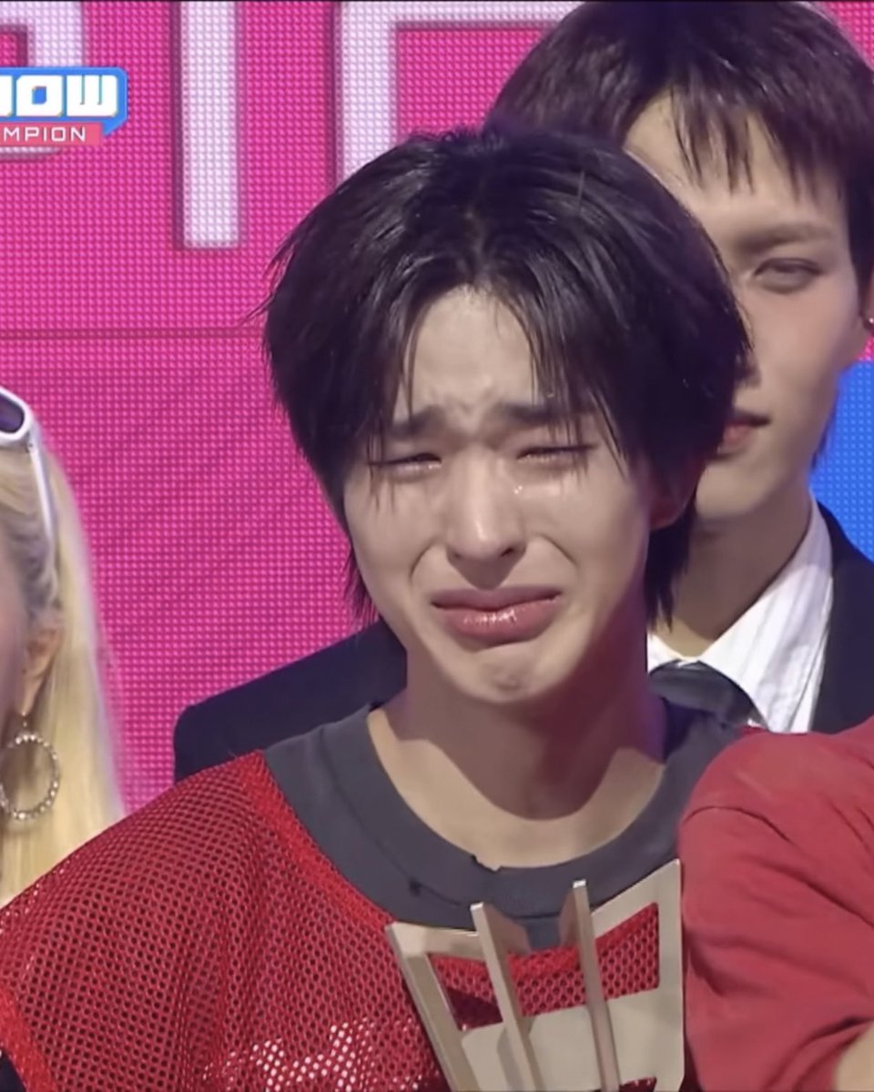 낑깡 tweet media