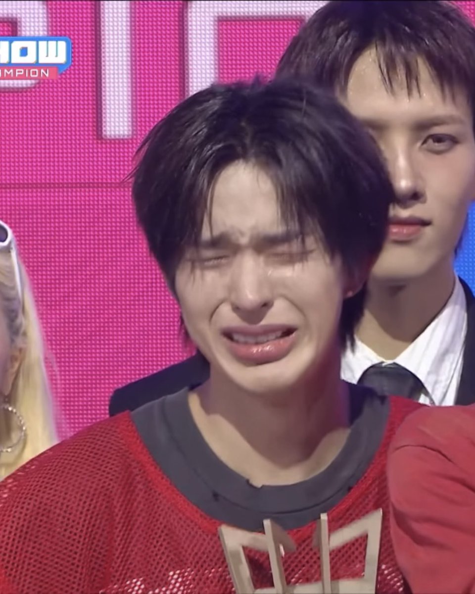 낑깡 tweet media