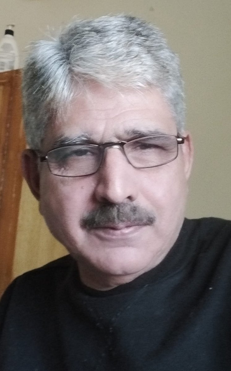 اک درویش tweet media