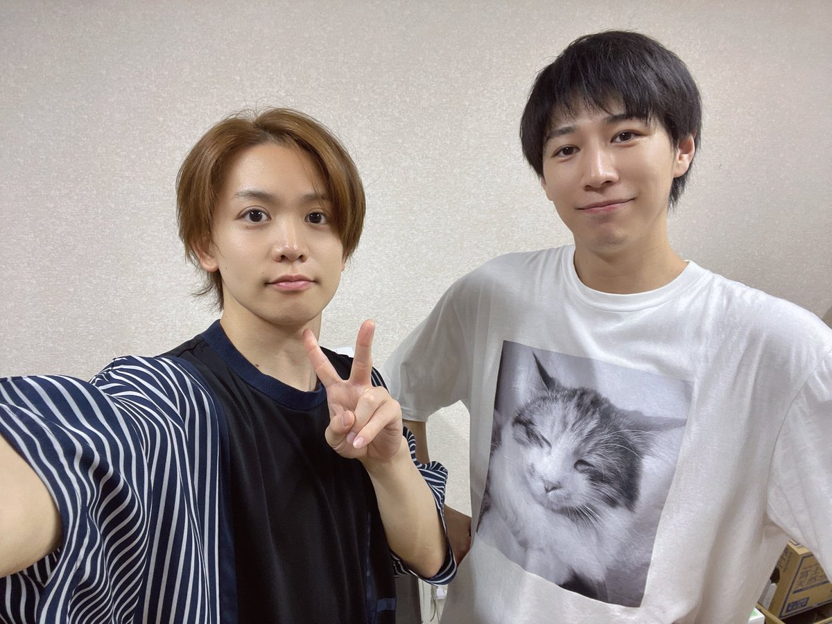 輝山 立 tweet media
