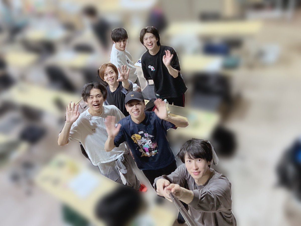 輝山 立 tweet media