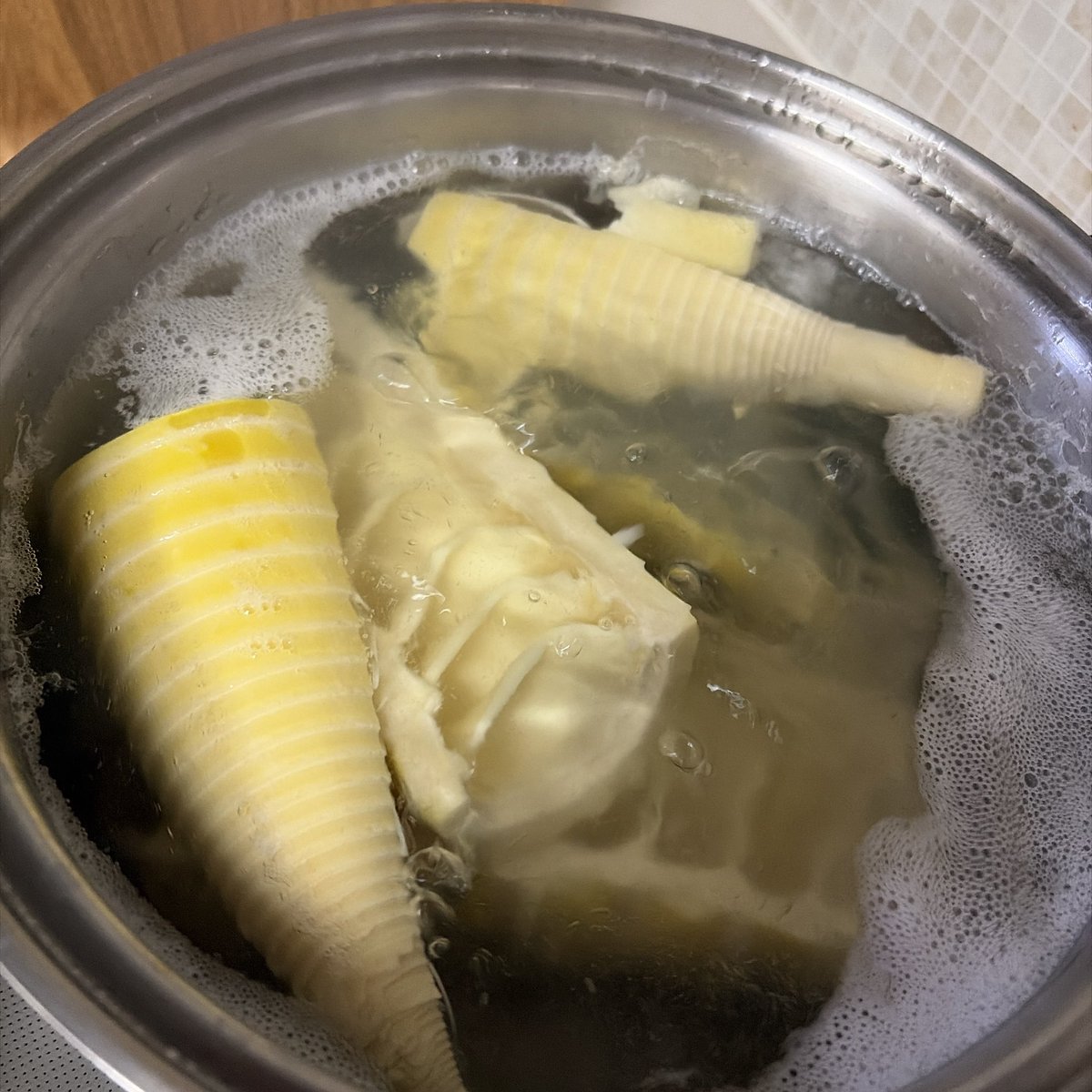 ٩(*´ ꒳ `*)۶»ﾜｸﾜｸ