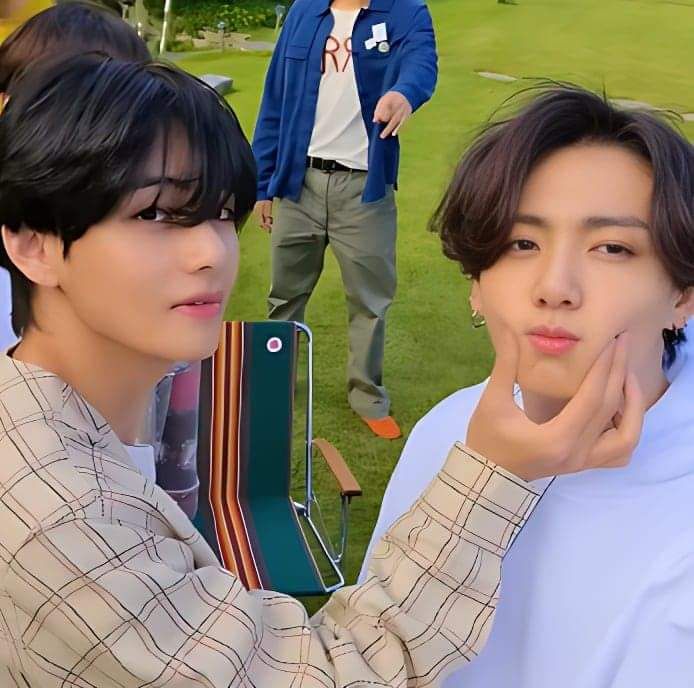 𝐀𝐫𝐢𝐨𝐧 .𝐍. tweet media