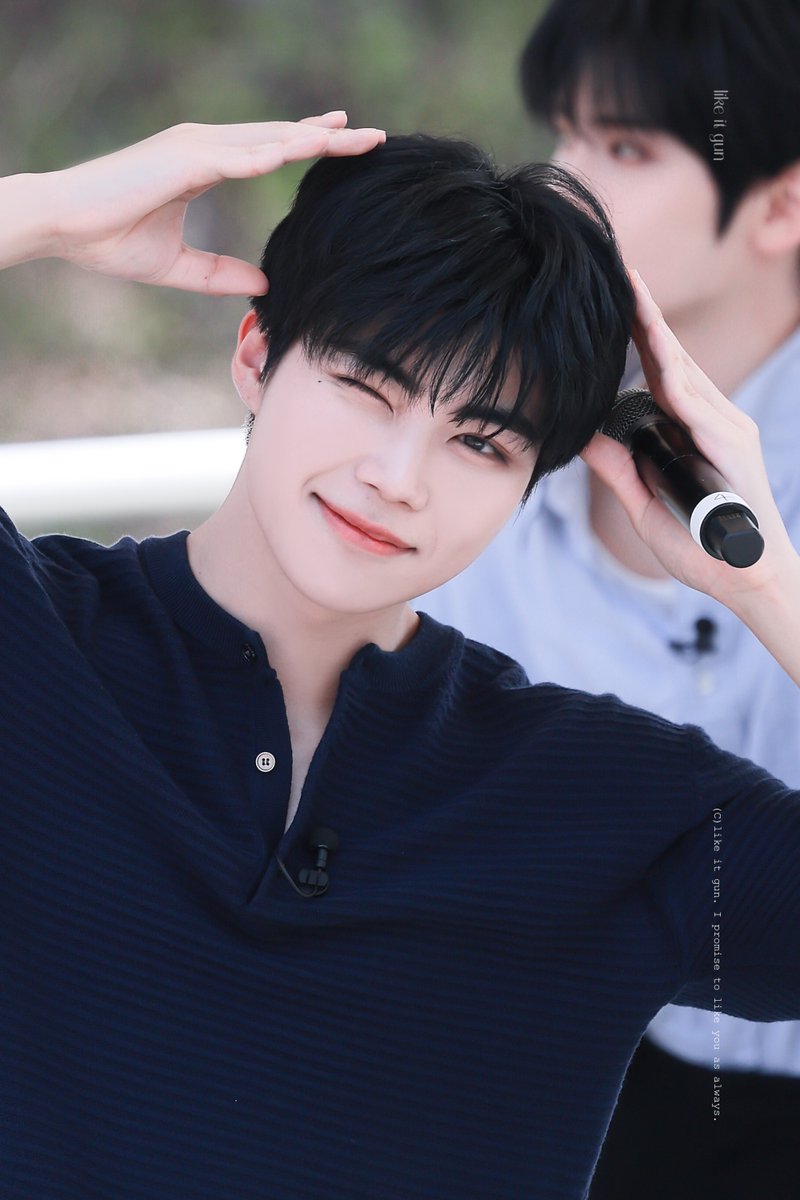 𝒍𝒊𝒌𝒆 𝒊𝒕 𝒈𝒖𝒏 🖤 tweet media